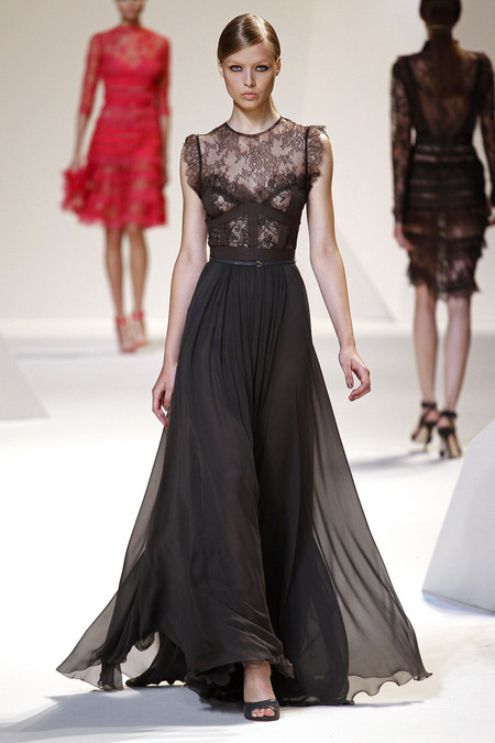 Гардероб наших леді в колекціях fashion дизайнерів - Страница 3 587a28a86980f945632681fe8c4ec5d5