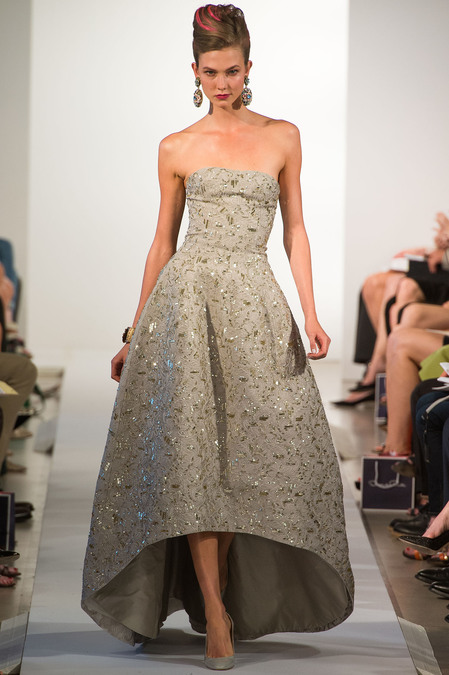 Гардероб наших леді в колекціях fashion дизайнерів - Страница 4 986655ed781abb2c3e6f33392c9ae8f5