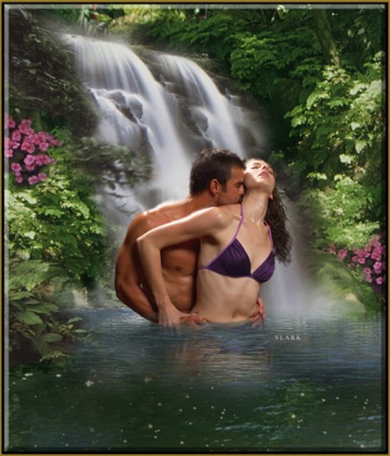 Горячий однополый секс телочек у водопада