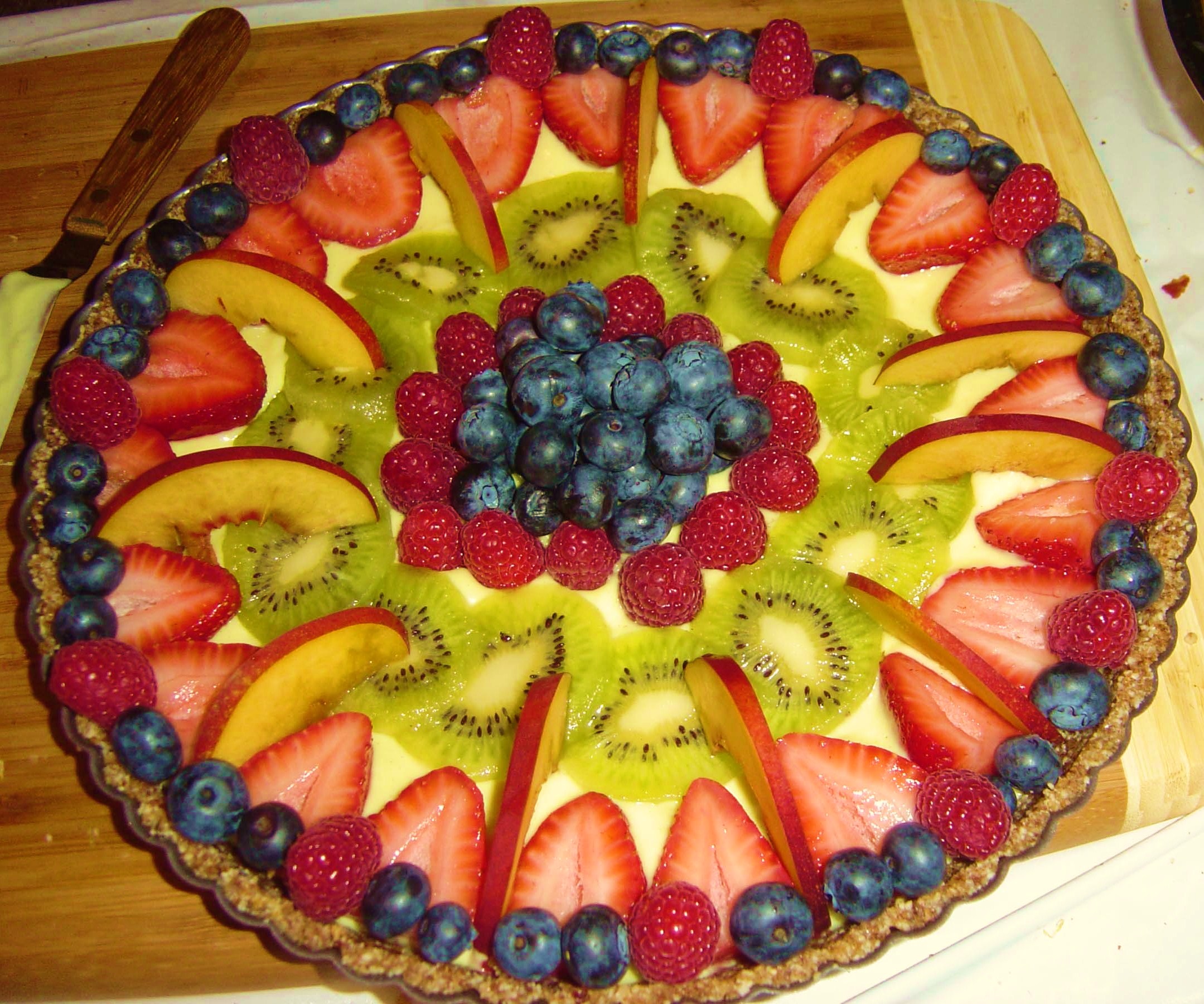 Красивое украшение фруктовых пирогов